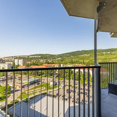 Slovakia Guthaus 64d Pressburg