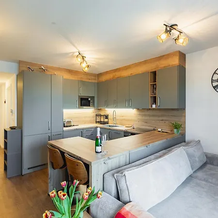 Slovakia Guthaus 64d Bratislava