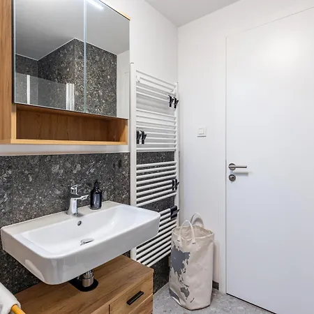 Apartment Slovakia Guthaus 64d Bratislava