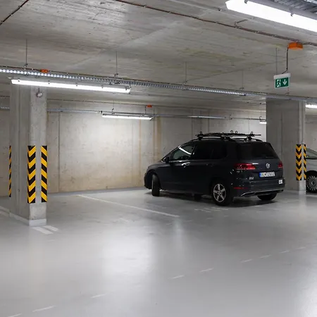 Slovakia Guthaus 64d Appartamento Bratislava