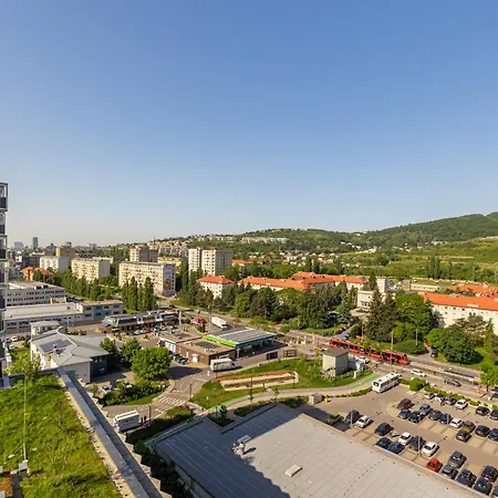 Slovakia Guthaus 64d Bratislava