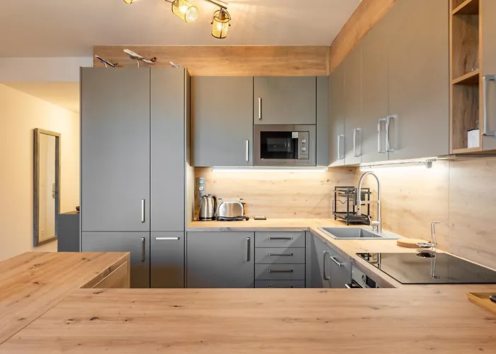 Slovakia Guthaus 64d * Bratislava